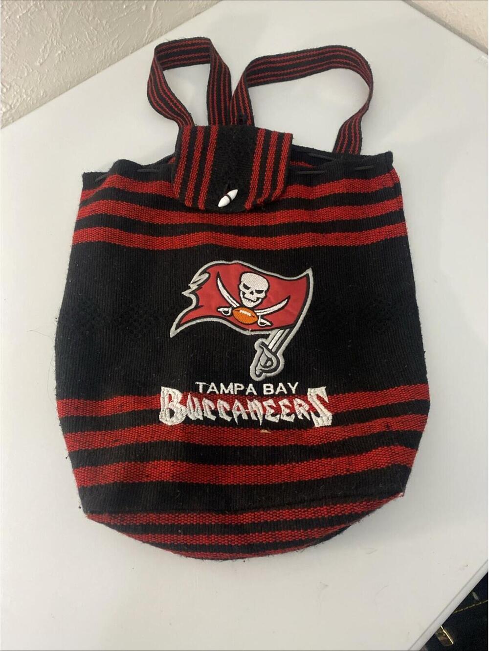 NFL Tampa Bay BUCCANEERS Large Woven drawstring Backpack Bag Pre-owned in excell